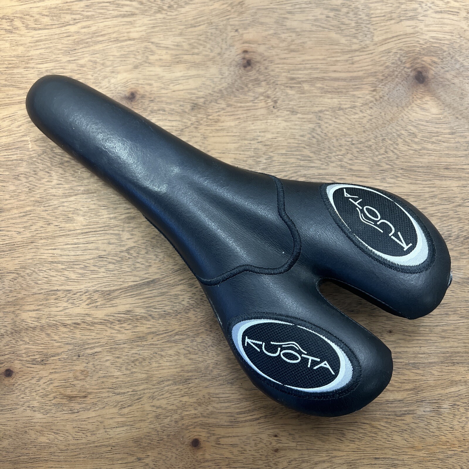 Selle San Marco Kuota TriathGel T-X)TX-CO Carbon Saddle 132x280mm