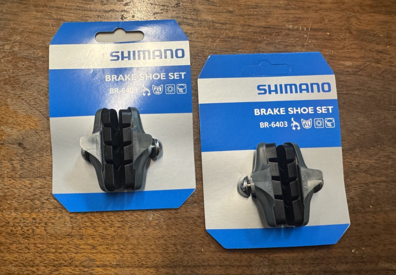 Shimano 600 Ultegra BR-6403 Road Brake Shoes * 2 pair *