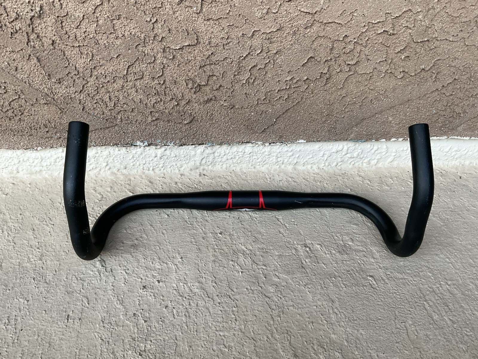 Black Specialized 7075 Aluminum 42mm x 31.8mm Ergo Bend Road Drop Bar Handlebar