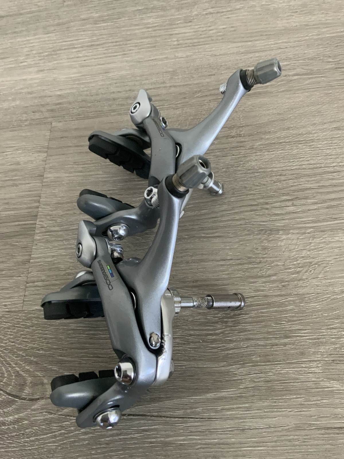 SHIMANO 600 ULTEGRA BRAKE CALIPERS RECESSED 39-49 MM REACH RECESSED MOUNTS 6403