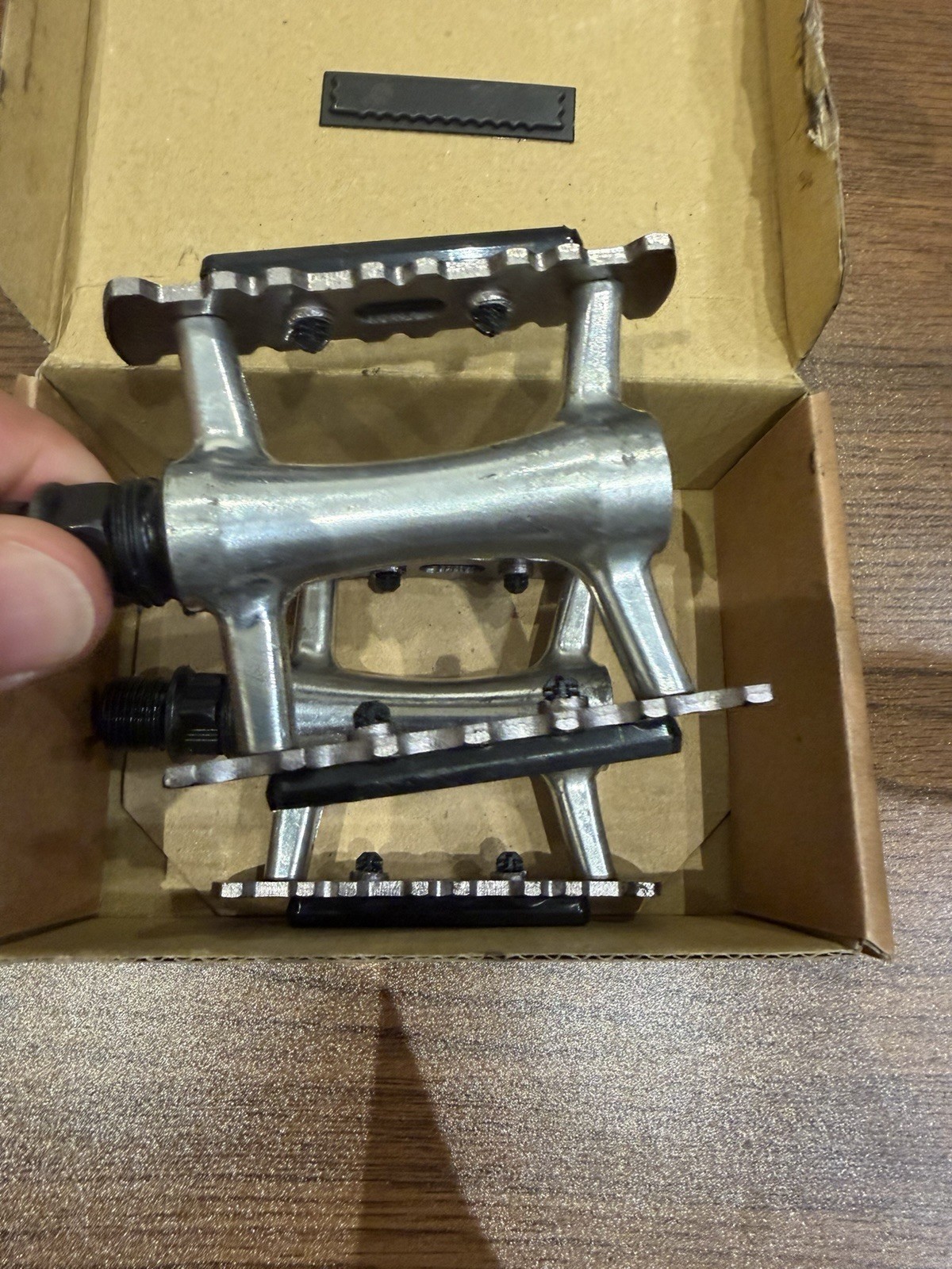 FLIPSTER Urban/Touring Flat Platform Pedals Silver Aluminum Chromoly 232g