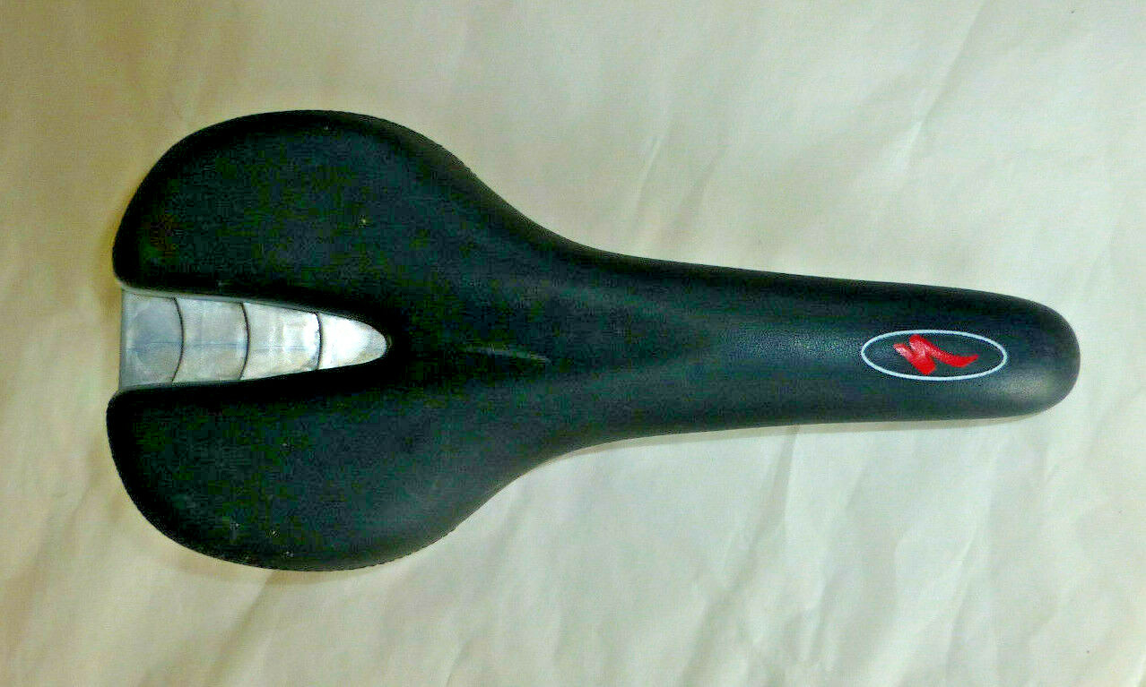 Specialized Body Geometry bicycle Saddle Seat 140mm, 275mm long, 394g / 13.9 oz.