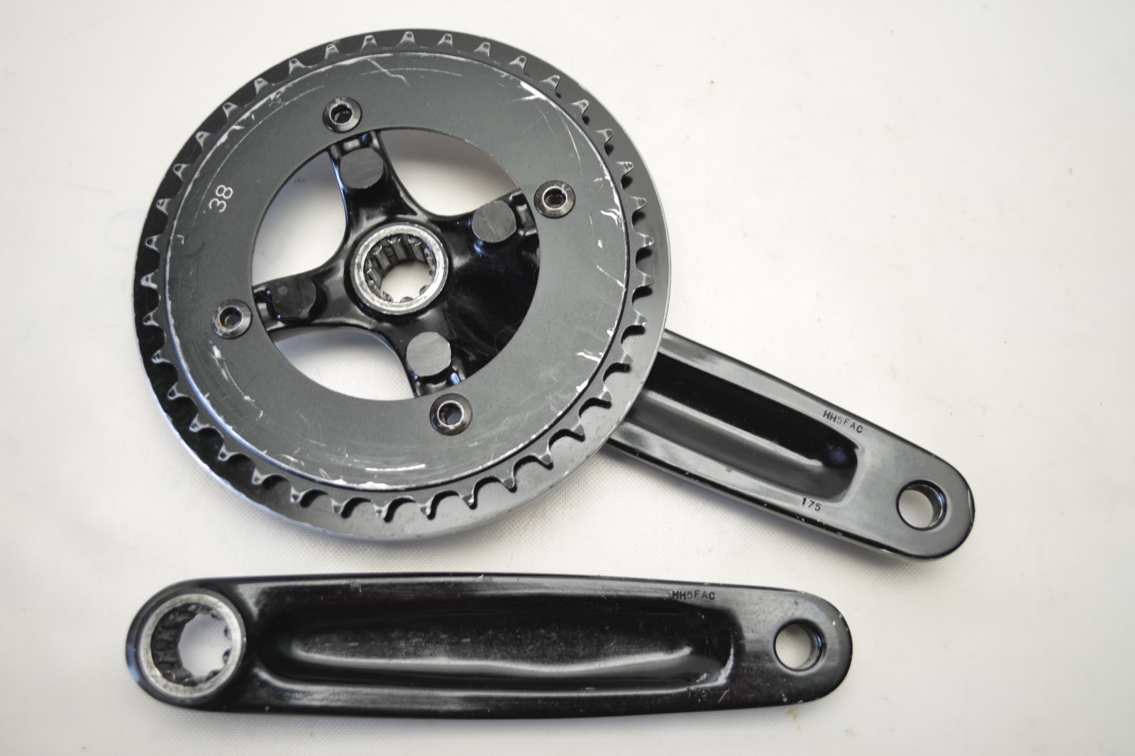 TRUVATIV HOWITZER HOLZFELLER DH BICYCLE 175 MM 38T CRANKSET ISIS 9/16″ X 20 TPI