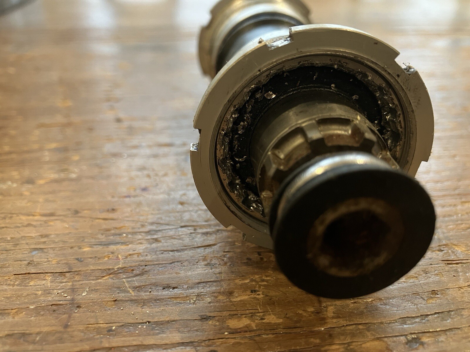Shimano Dura Ace Italian Bottom Bracket BB-7700 36×24