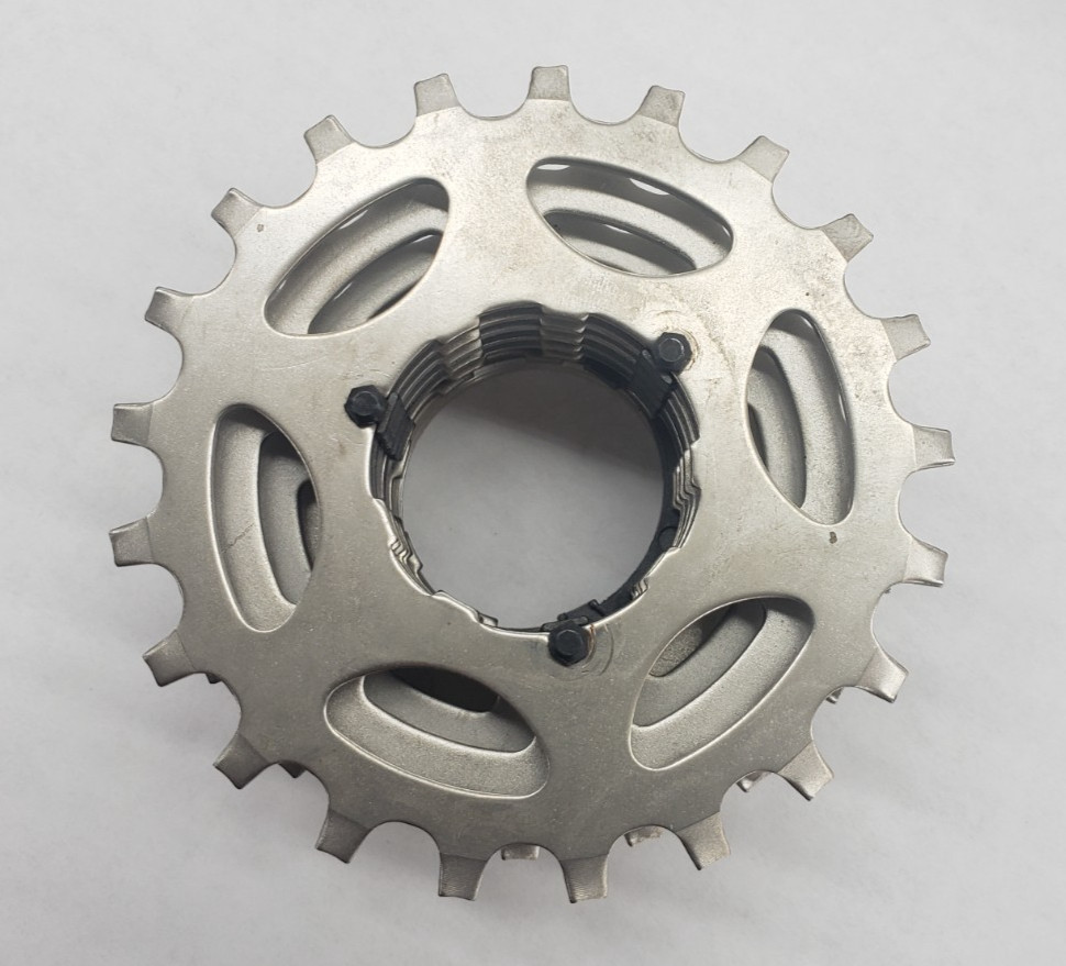 NOS Vintage Shimano 600 Ultegra Tri Color 7 speed Cassette 13t-21t