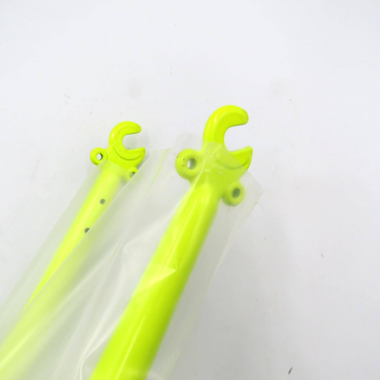 NOS Schwinn 26 » Fork 11/8″ Threaded 210mm / 80mm Neon Yellow Illusion Canti