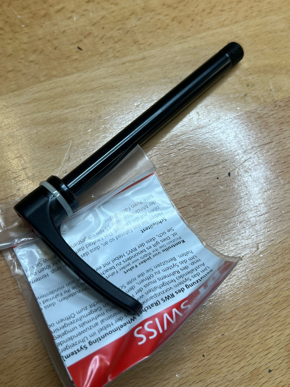 New! DT Swiss RWS Front Thru Axle – 12 x 100mm / M12 x 1.5mm / Overall 121mm