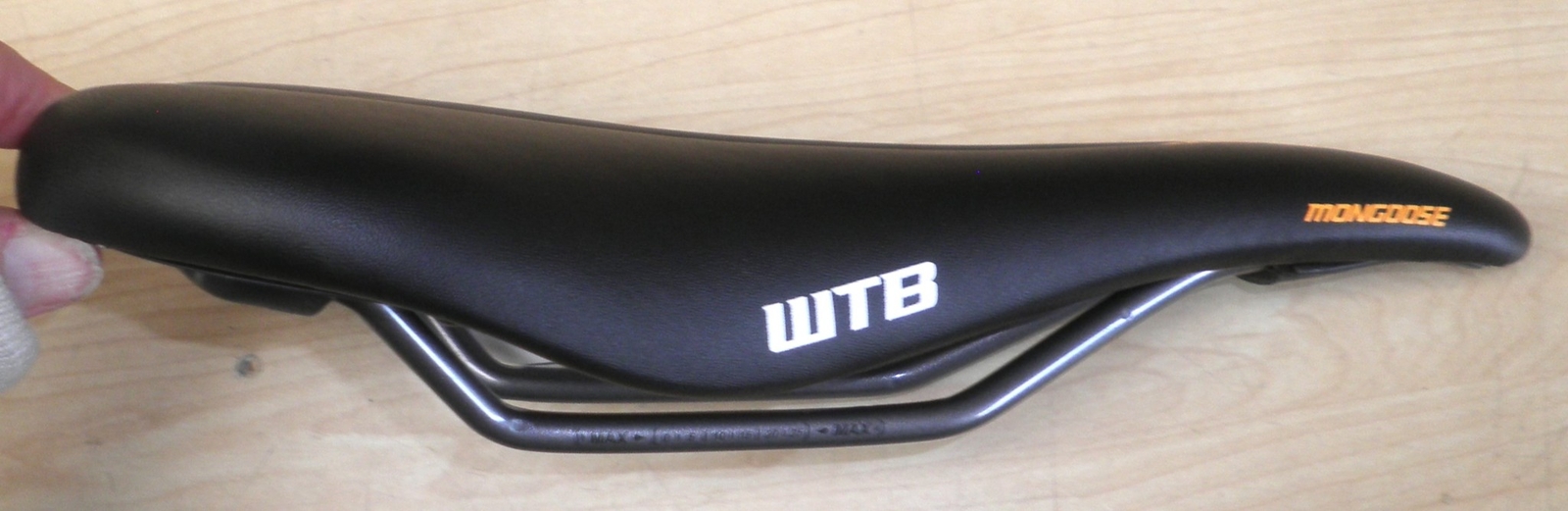 WTB SILVERADO BLACK/NEON ORANGE BIKE SADDLE/SEAT BICYCLE PARTS 42-5