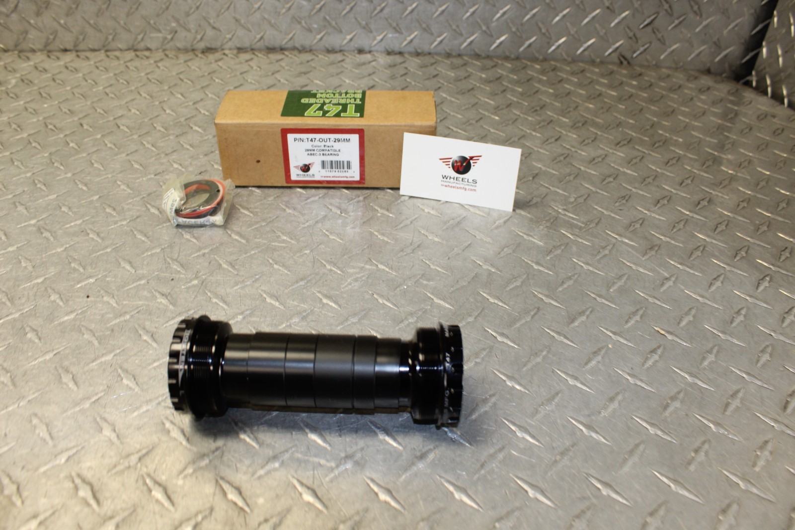 T47 Outboard ABEC-3 Threaded Cups T47 68-100mm 28.99mm T47-OUT-29MM