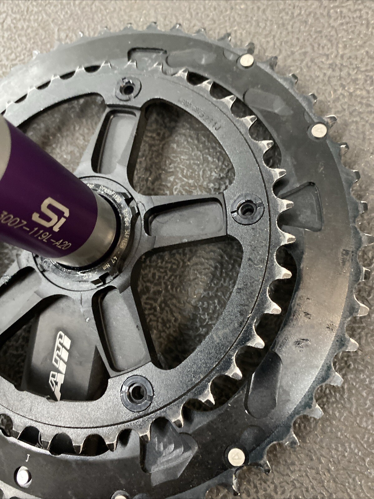 CANNONDALE HOLLOWGRAM SI CRANKSET 172.5 MM 53-39 TOOTH 10 speed With SPINDLE