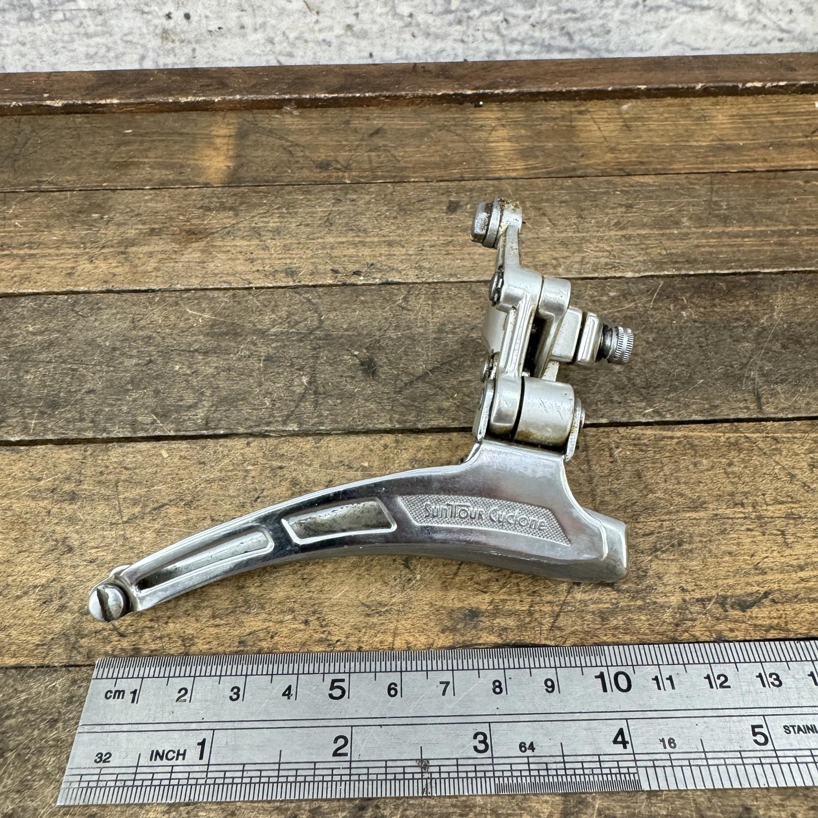 Vintage Suntour Cyclone Front Derailleur Clamp On Bottom Pull Road 1st Gen 70s