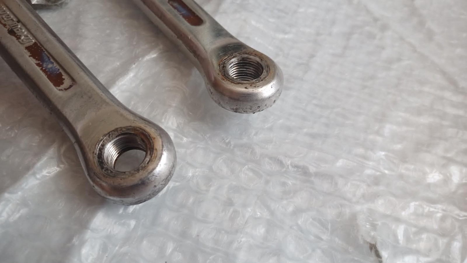 Sugino 170 Super Maxy cranks survivors 110bce YST BB w shop wear old school BMX