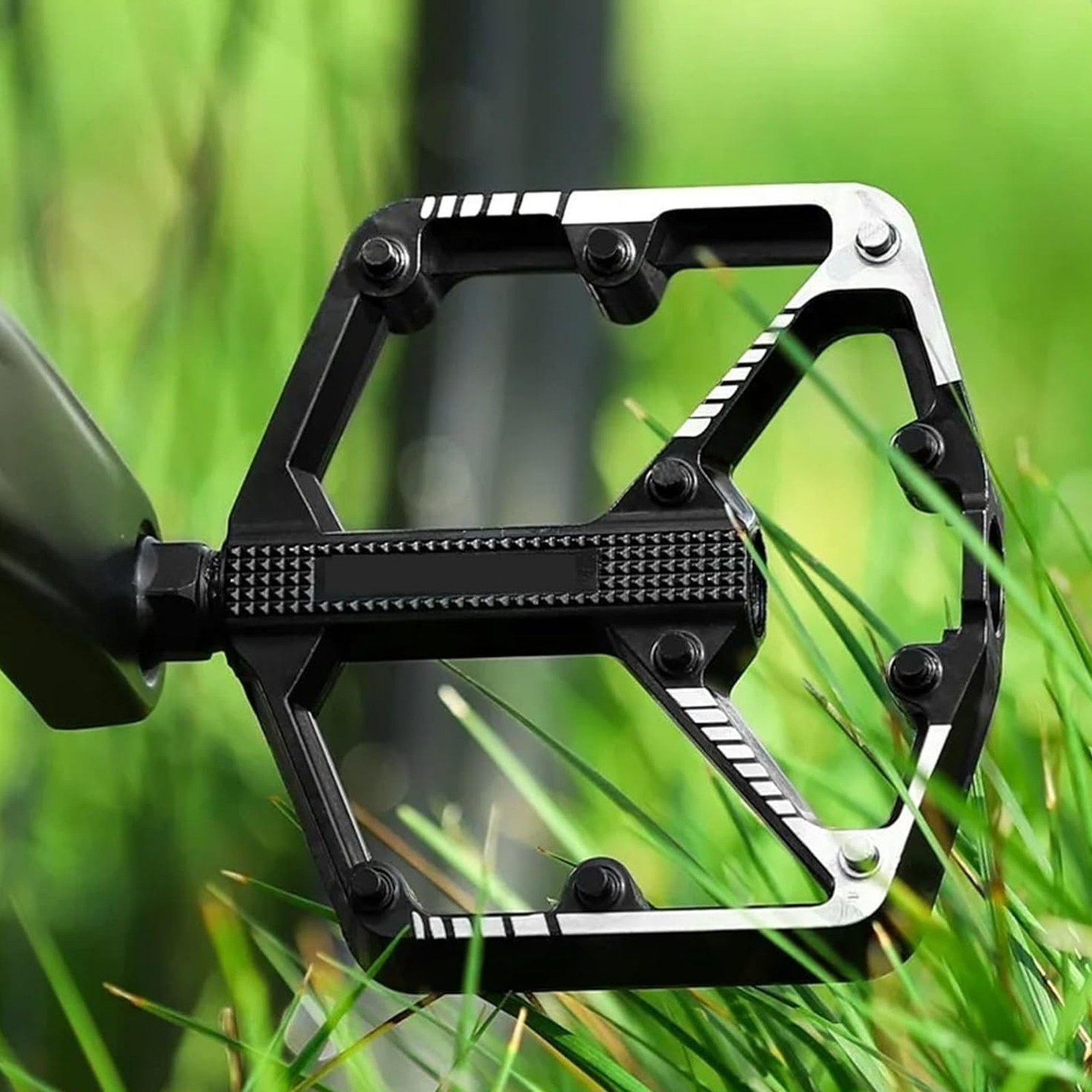 2 Pcs 4″ Bike Pedals MTB Road Bicycle Aluminum Alloy Non-Slip Sealed Bearing