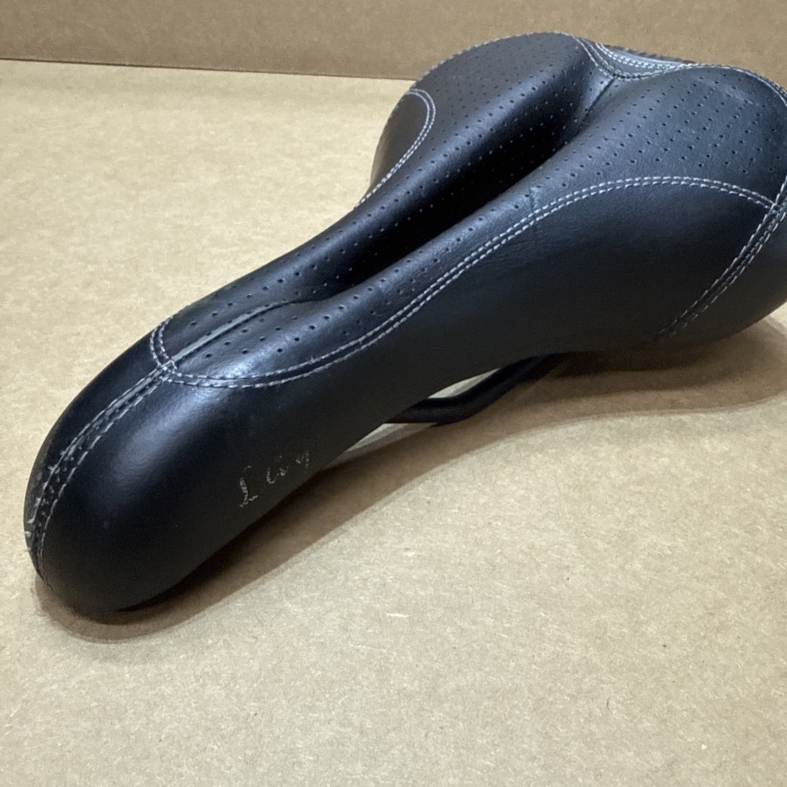 Selle Italia Lady Gel Flow Womens Bicycle Saddle Seat w/ Manganese Rails xlm56