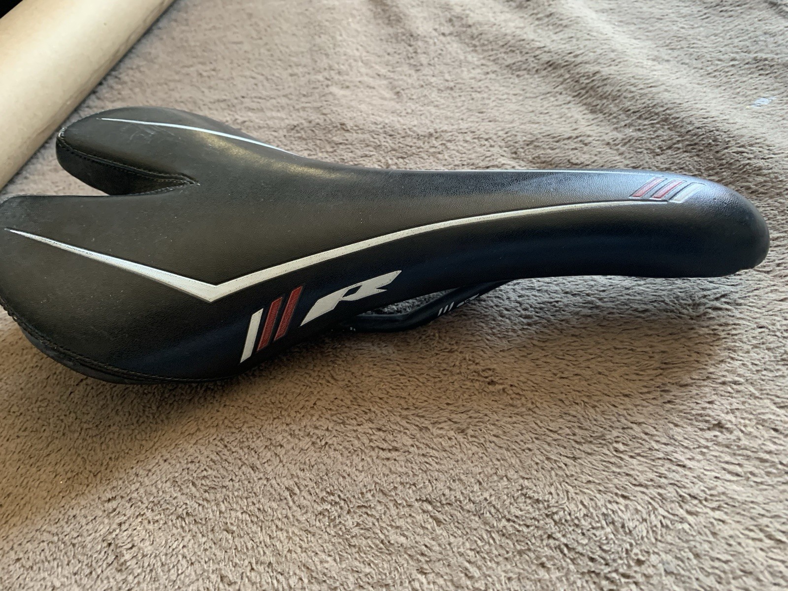 Bontrager R Road Mountain Bike Saddle Seat Black, 132mm