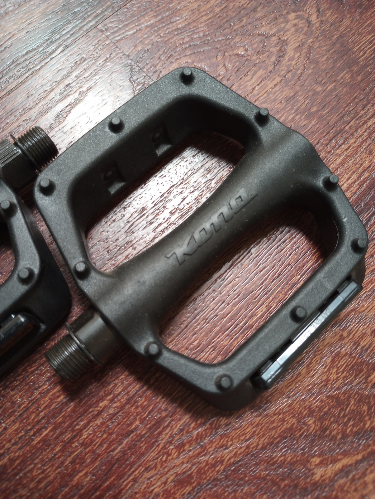 2019 Kona Lanai JS2 Mountain Bike Pedals Black Hard Composite Lightweight
