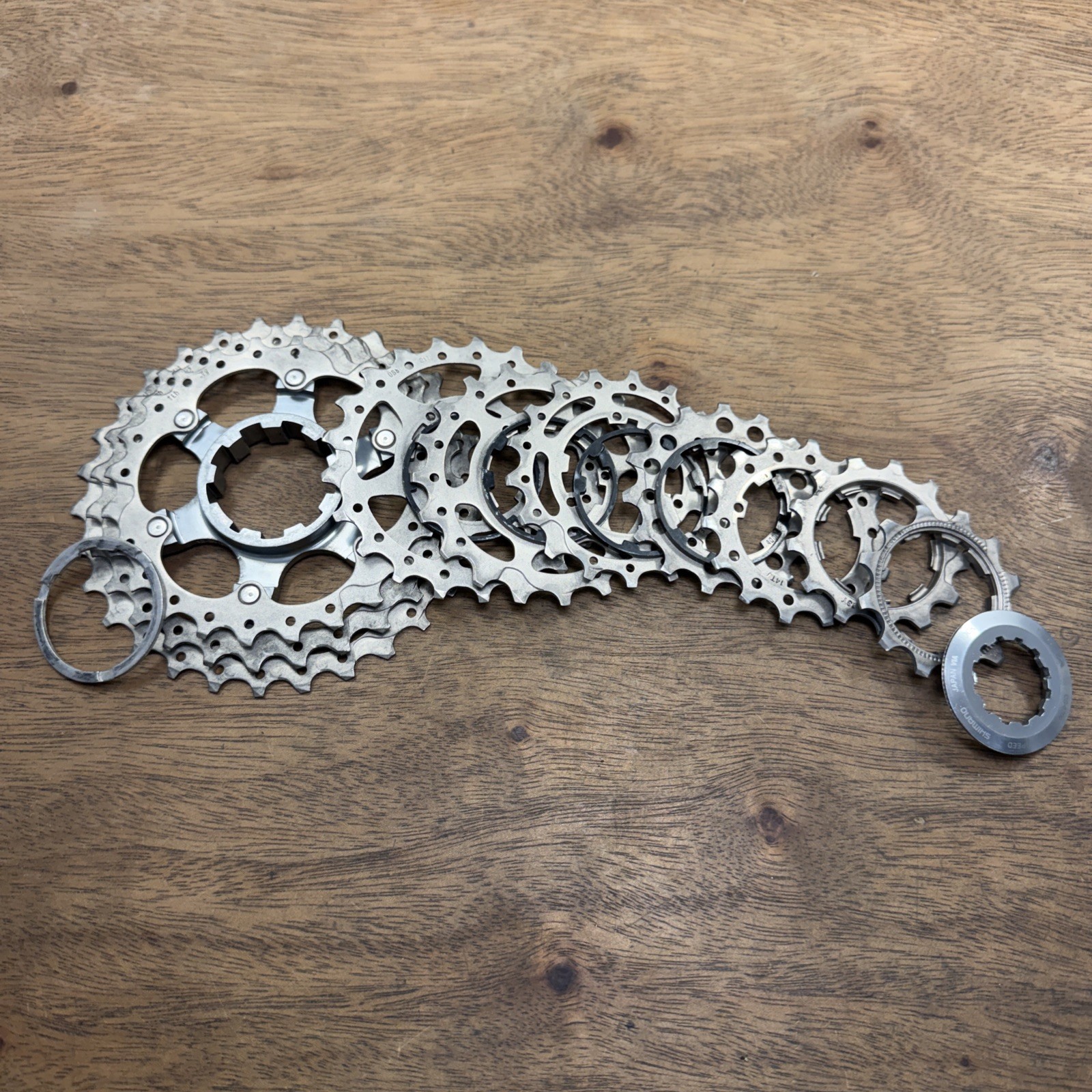Shimano Ultegra CS-6700 10 Speed 12-30t Cassette w/ Chain