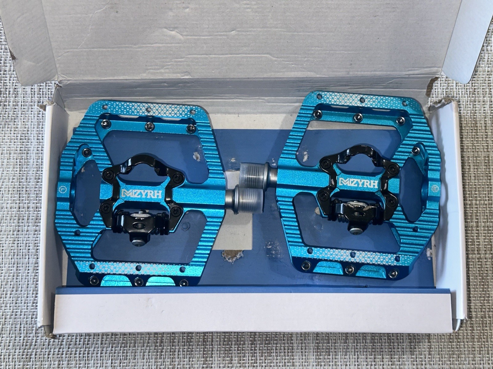 MZYRH MTB Mountain Bike Pedals 3 Bearing Flat Platform Compatible with SPD Dual