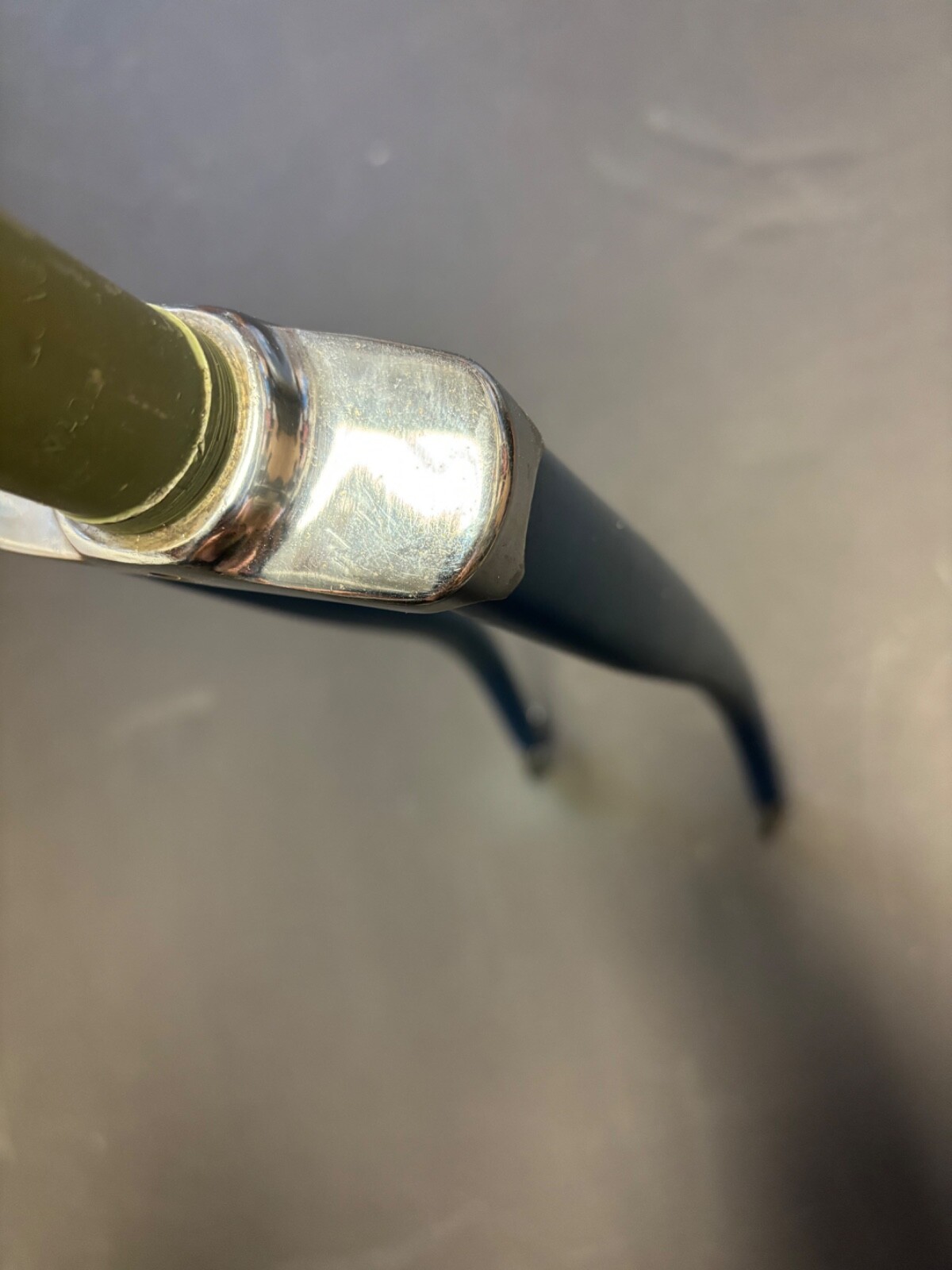 Vintage Steel 1″ threaded fork w/ chrome, A-C 368mm, Steerer 150mm, 700C, QR