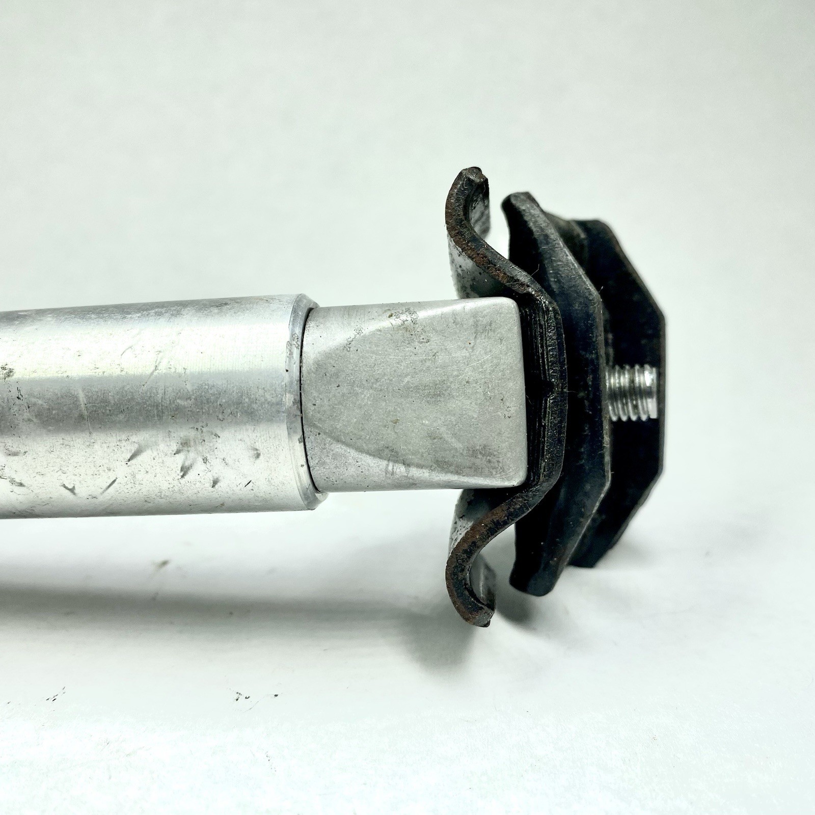 Kalloy Aluminum Seatpost 26.0mm x 275mm Single Bolt Vintage MTB Trek