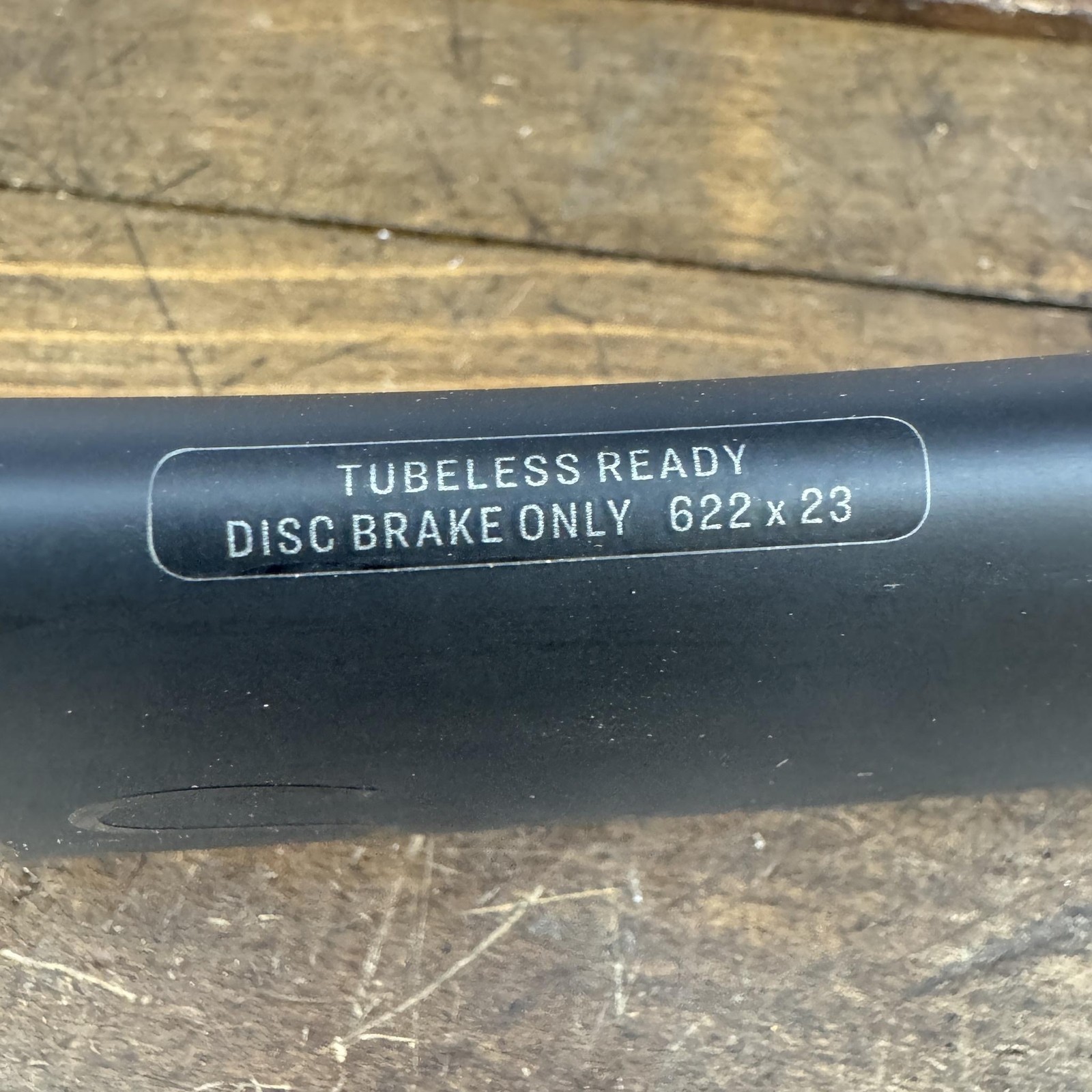 Bontrager Aeolus Pro 51 700c Rim 24H Tubeless Disc Carbon 622×23 Road Bike