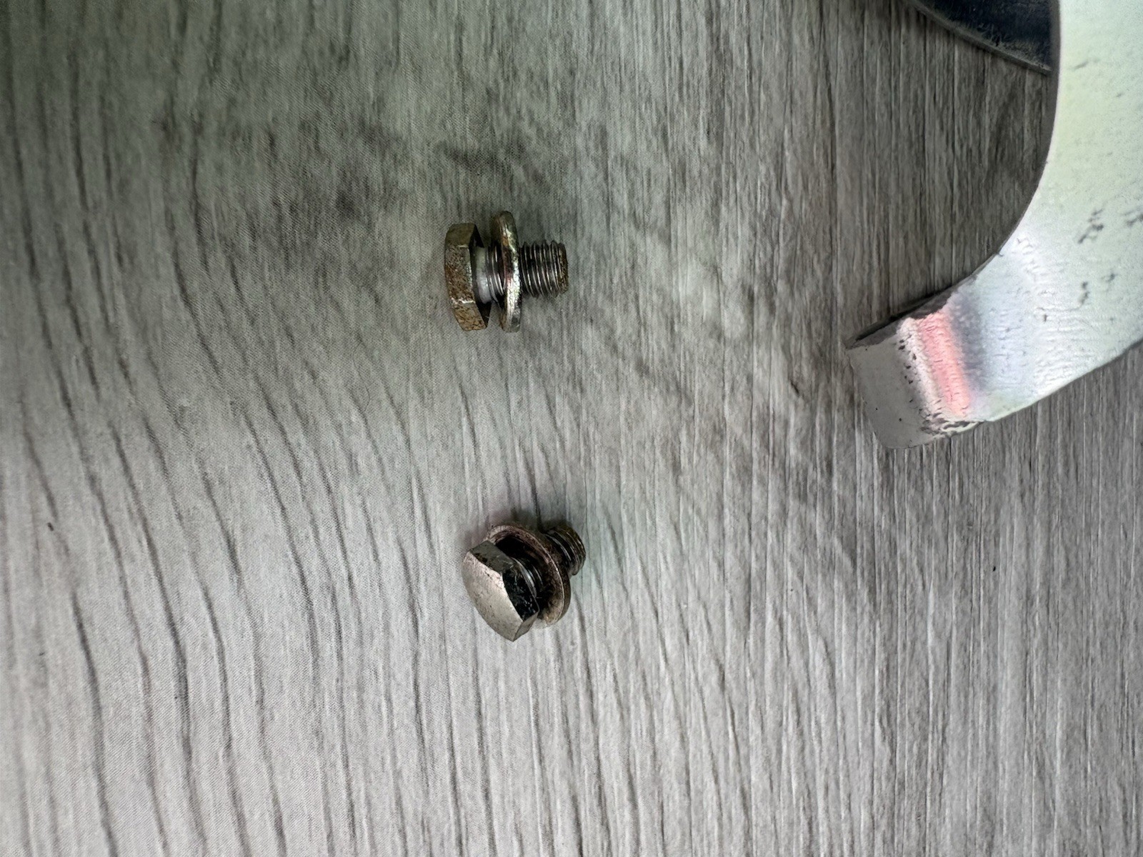 CINELLI TOE CLIPS (2) ALUMINUM LARGE 36 GRAMS 60 MM PLATFORM WITH HARDWARE