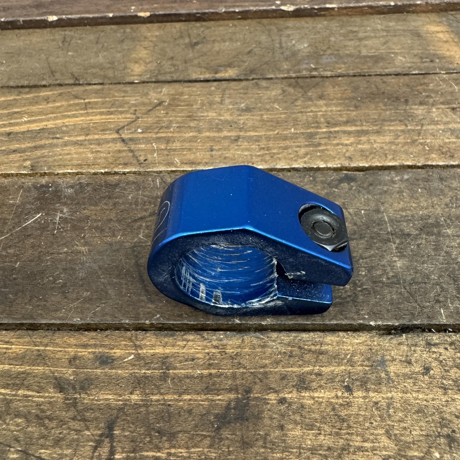 VIntage Xcaliber BMX Seatpost Clamp 25.4mm Blue Alloy 80s OG X-Caliber Collar
