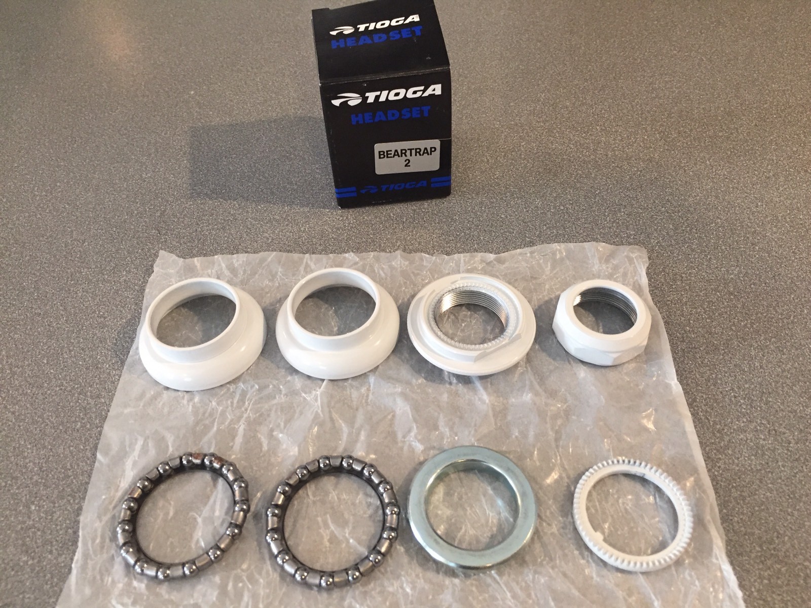 OLD SCHOOL BMX TIOGA BEARTRAP 2 HEADSET WHITE 1″ threaded NEW Hutch GT