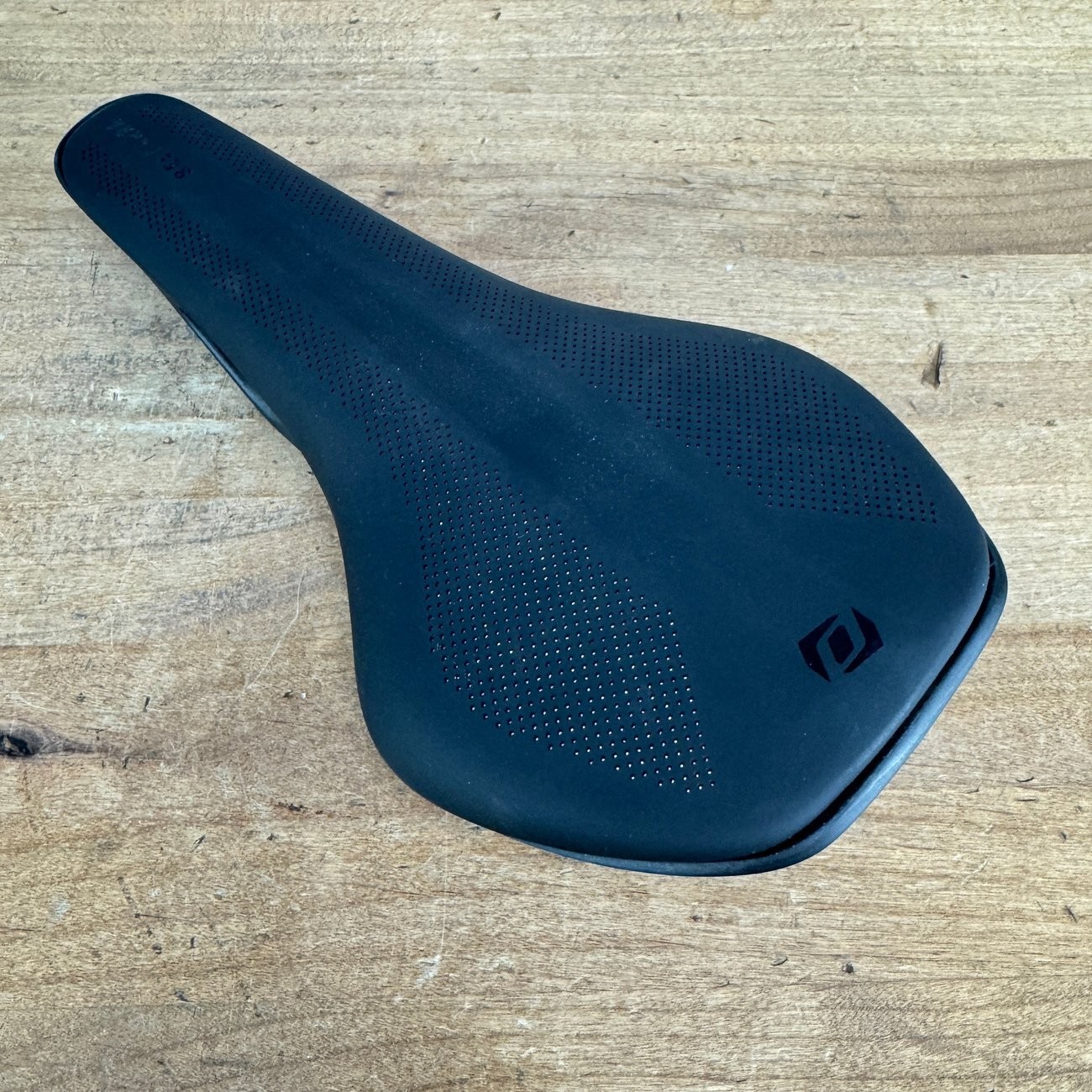 New Takeoff! Syncros Belcarra Regular SL 7x9mm Carbon Rails 130mm Saddle 142g
