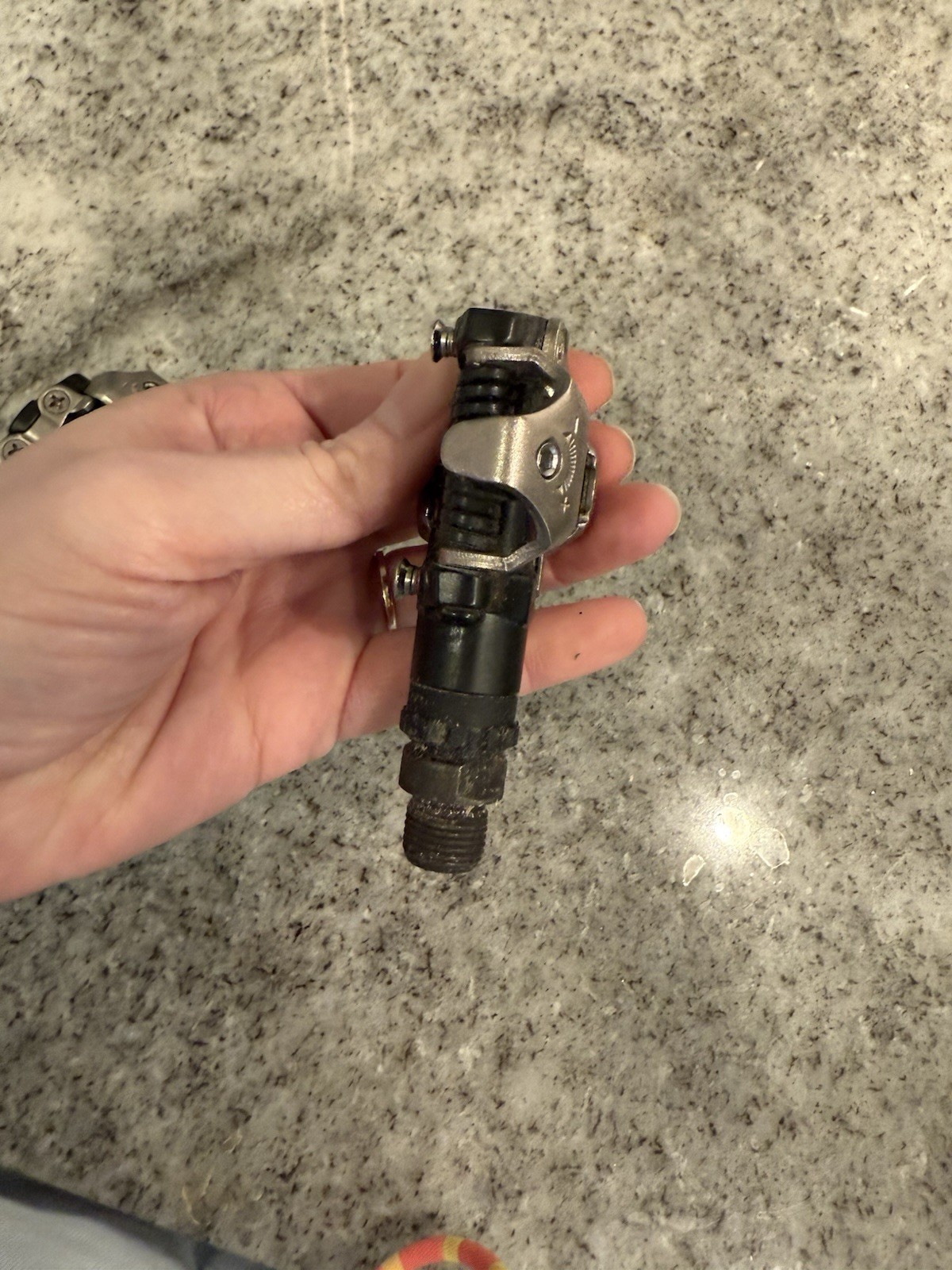 Shimano SPD Pedals PD-M520 Contains Parts as Shown