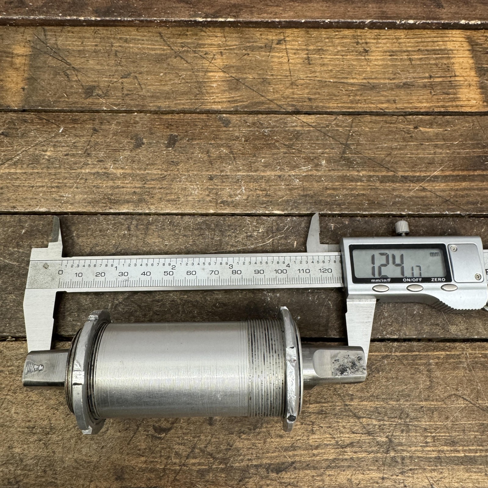 Vintage Stronglight Bottom Bracket 35×1.00 French Titanium 124mm Square FIXE
