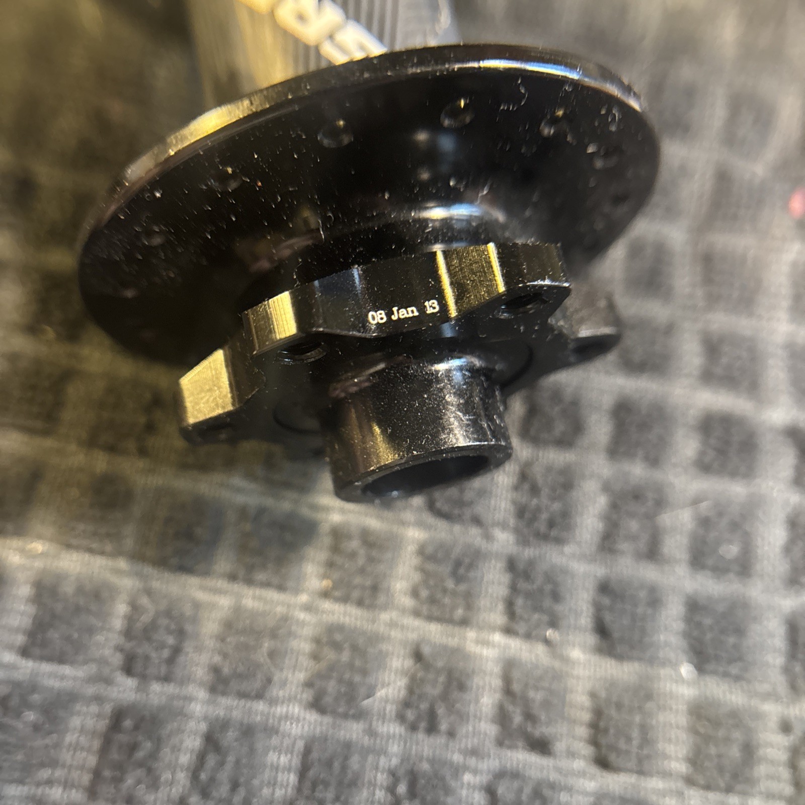 Sram MTN 716 Through Axle Hub with E6 Hole Disk 32 Hole