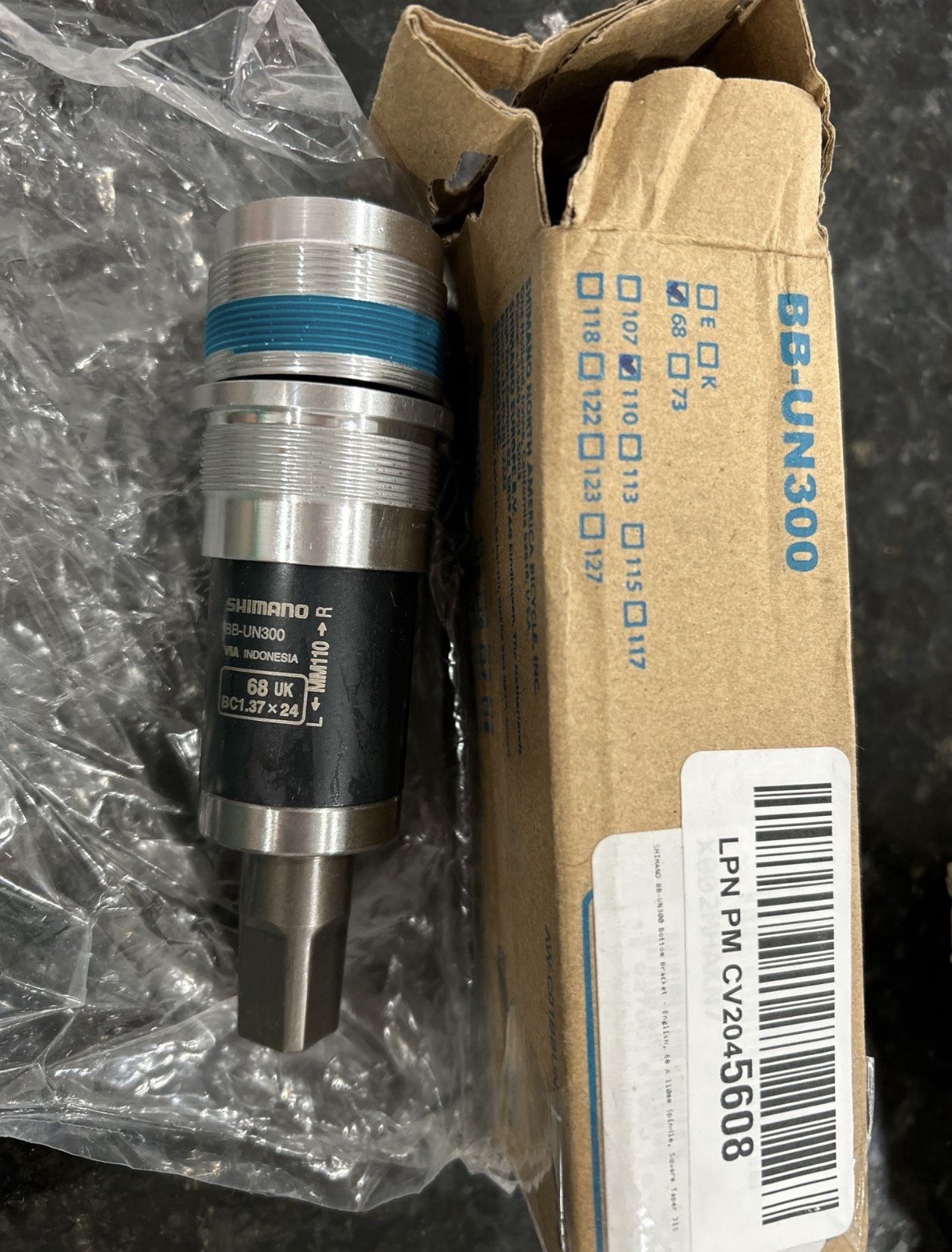 Shimano BB-UN300-E Bottom Bracket Eng (68 X 110mm)