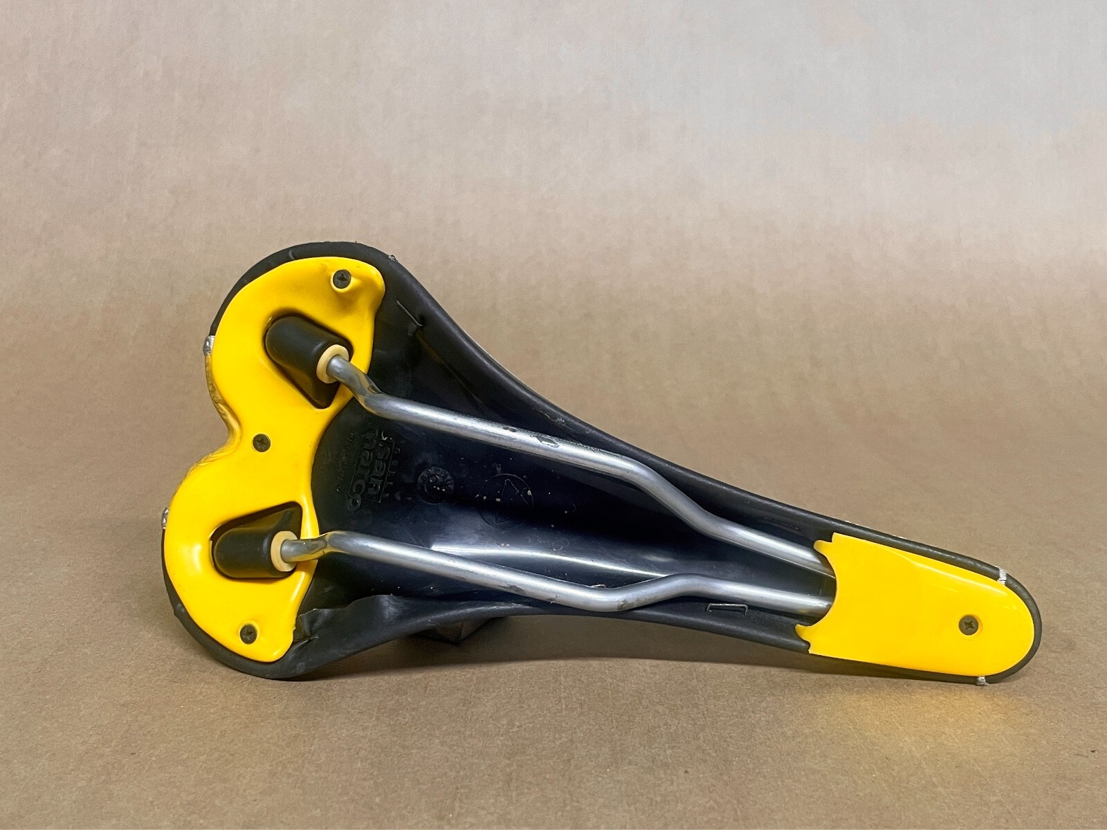 Selle San Marco Colnago Hoskar Saddle, yellow/white embroidered, steel rails