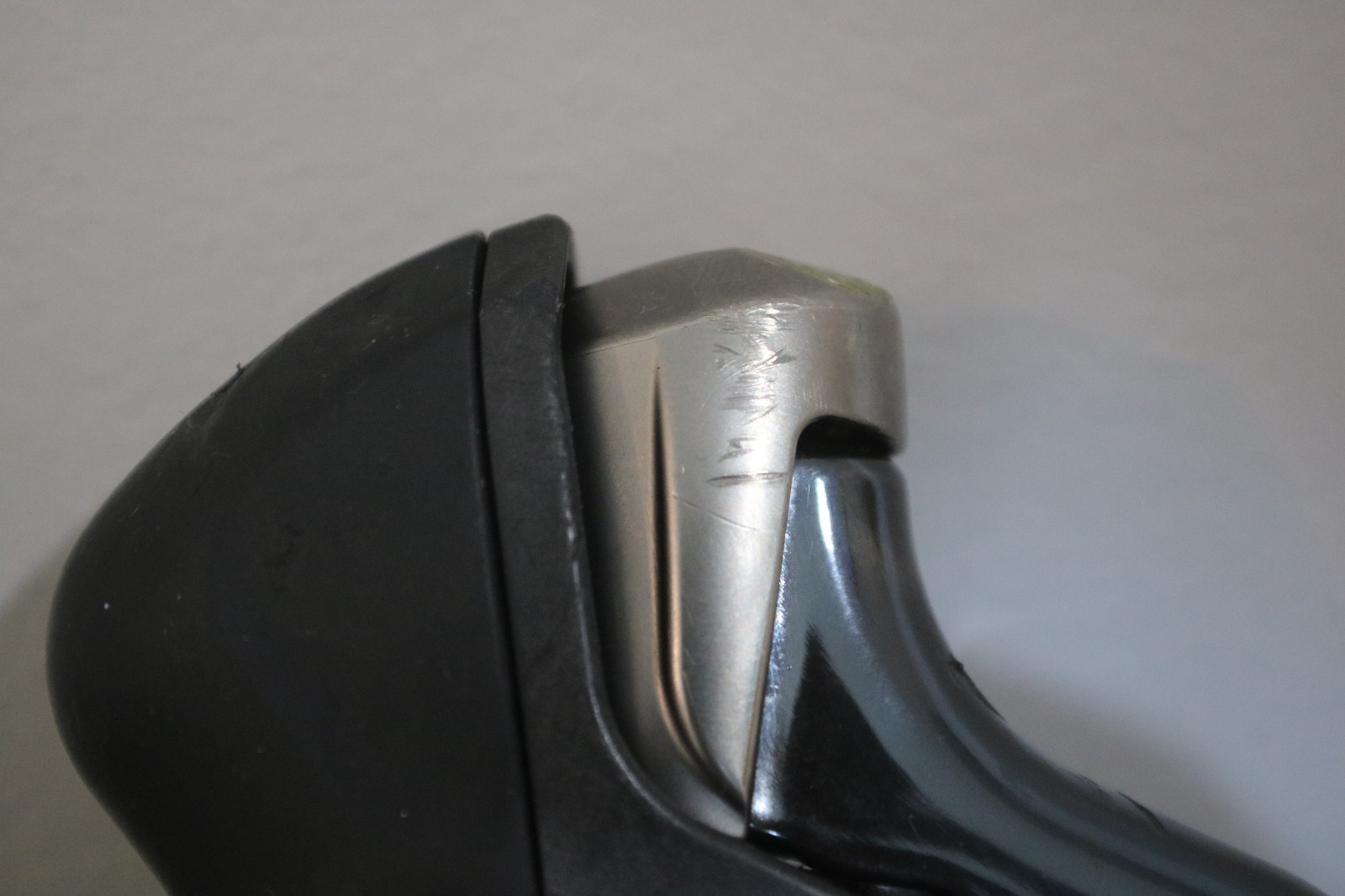 Shimano Dura-Ace ST-9001-R Right/Rear Rim Brake 11 Speed Shifter -Titanium Clamp