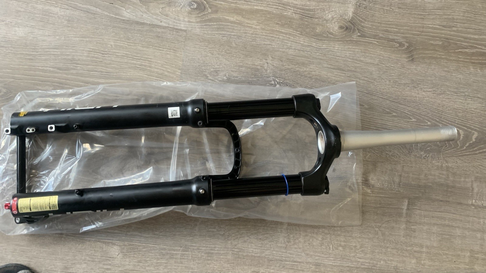 Factory Serviced and Upgraded Suntour Aion 36 29″ 160mm boost mtb fork