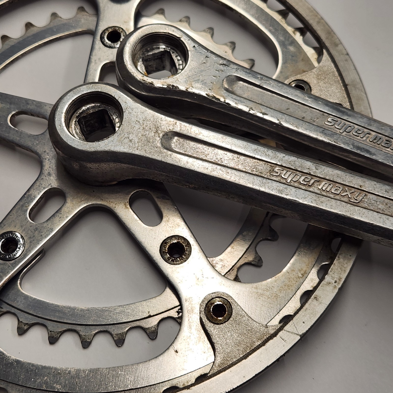 Vintage Sugino Super Maxy Crankset – 52/42 Road Tour Crank 170mm Arms Japan