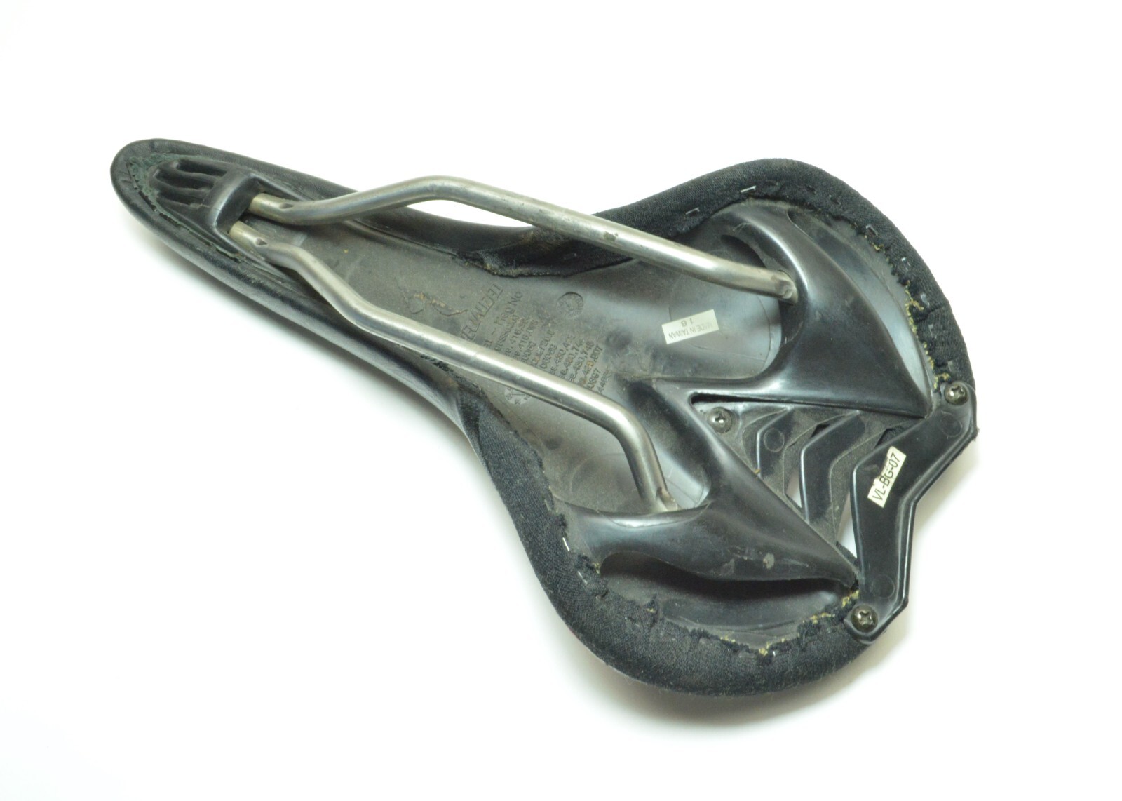 SPECIALIZED VL-BG-07 BODY GEOMETRY 139 MM ROAD BICYCLE TITANIUM RAIL SEAT SADDLE