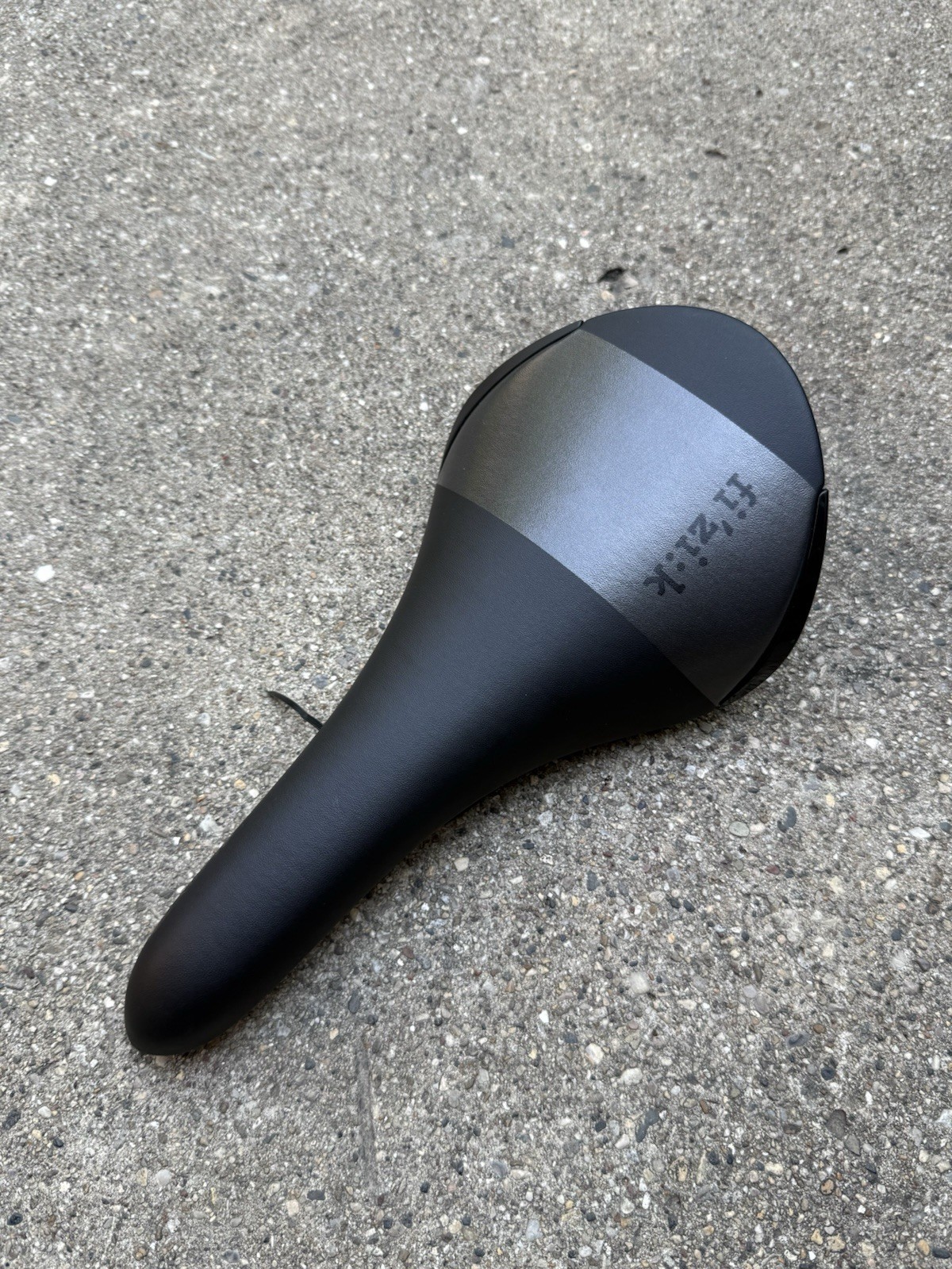 Fizik Aliante Road Bike Saddle Seat EUC – 11″ (280mm) – Handmade in Italy
