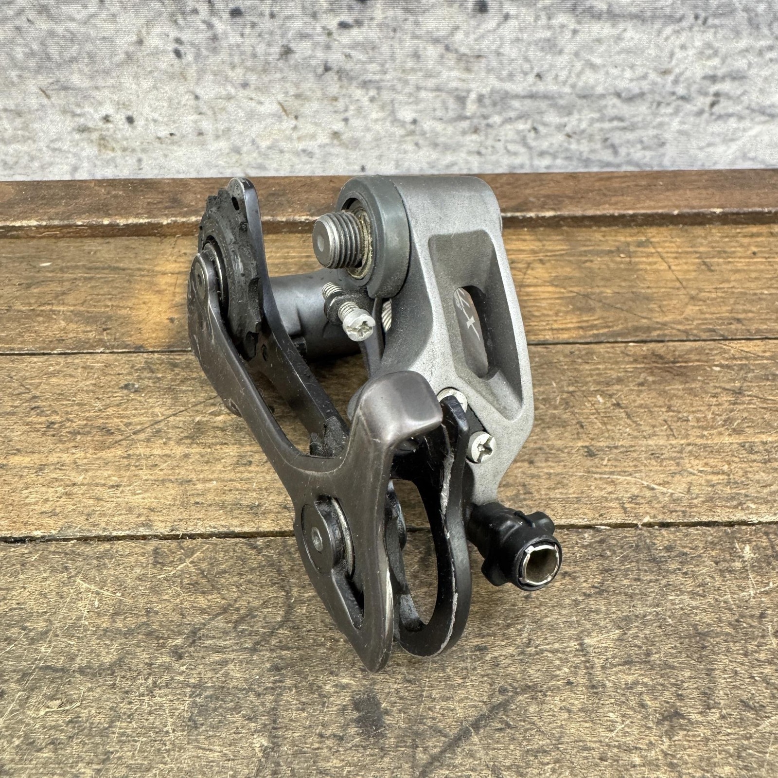 Vintage Shimano XTR Rear Derailleur Short Cage Bolt-On Gray MTB Bike 195g