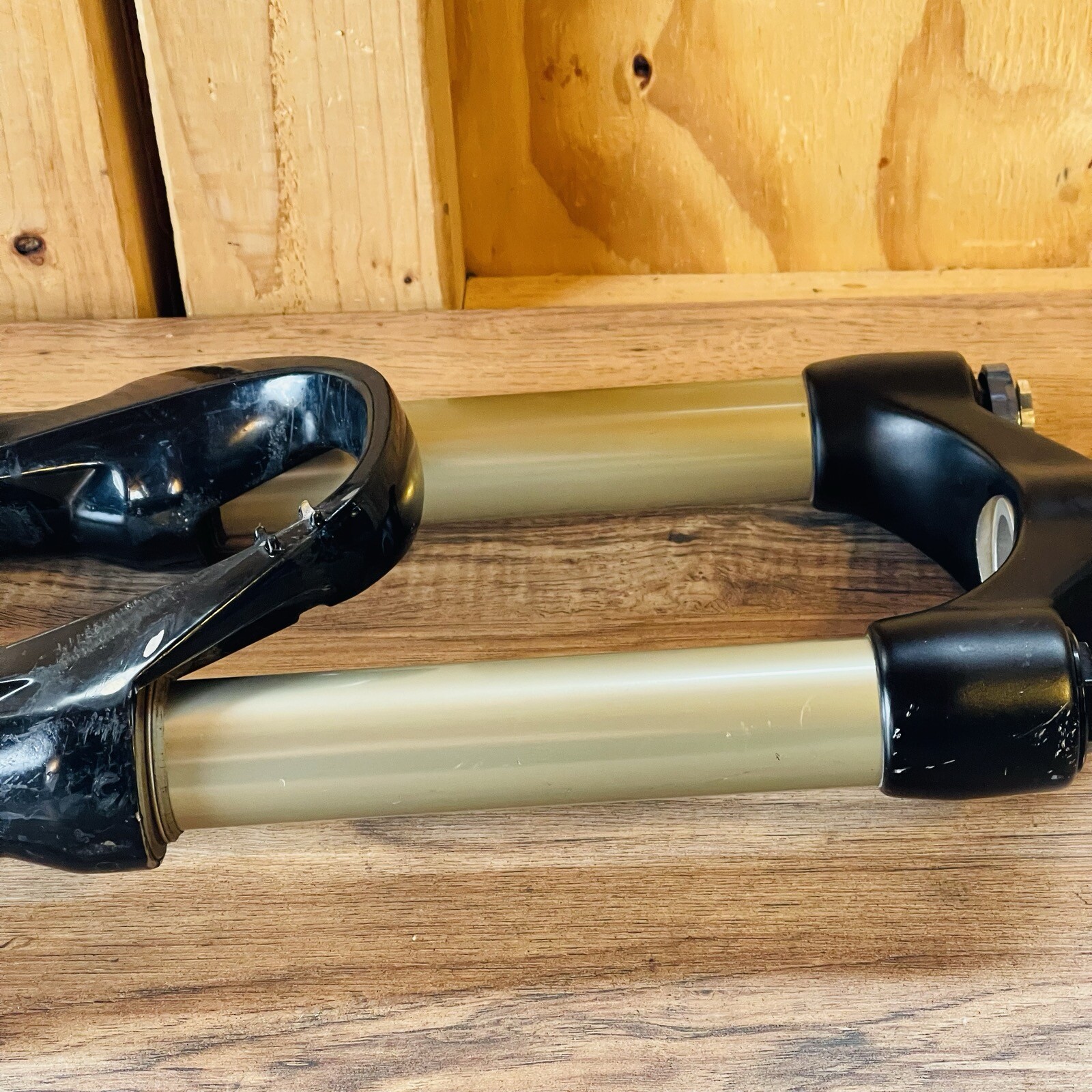 Rock Shox Lyrik RC2 Suspension Fork 26 168 Tapered Steerer 170mm Travel