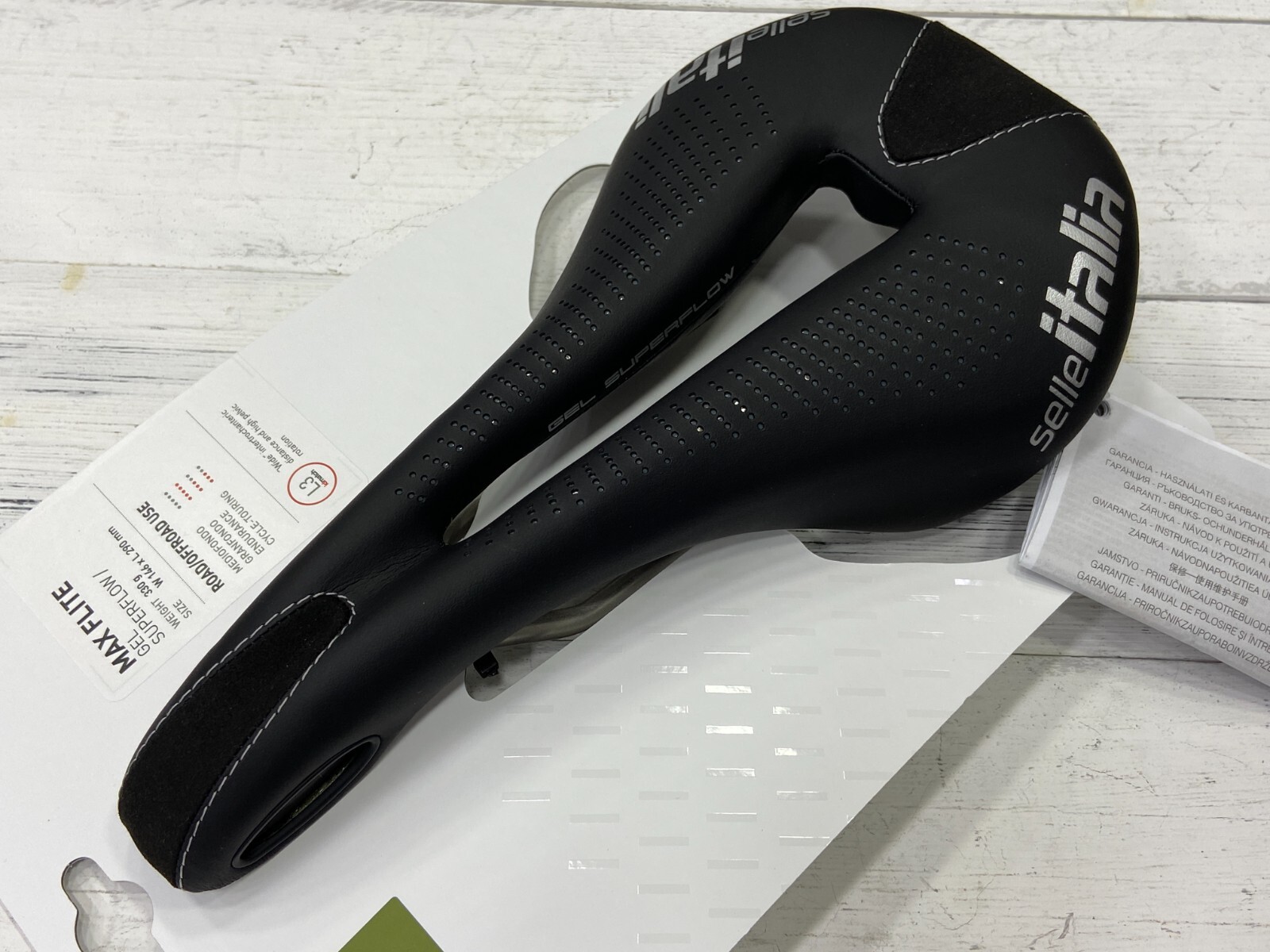 Selle Italia Max Flite Gel Superflow 146x290mm L3 Ti316 Rail Road Saddle (Black)