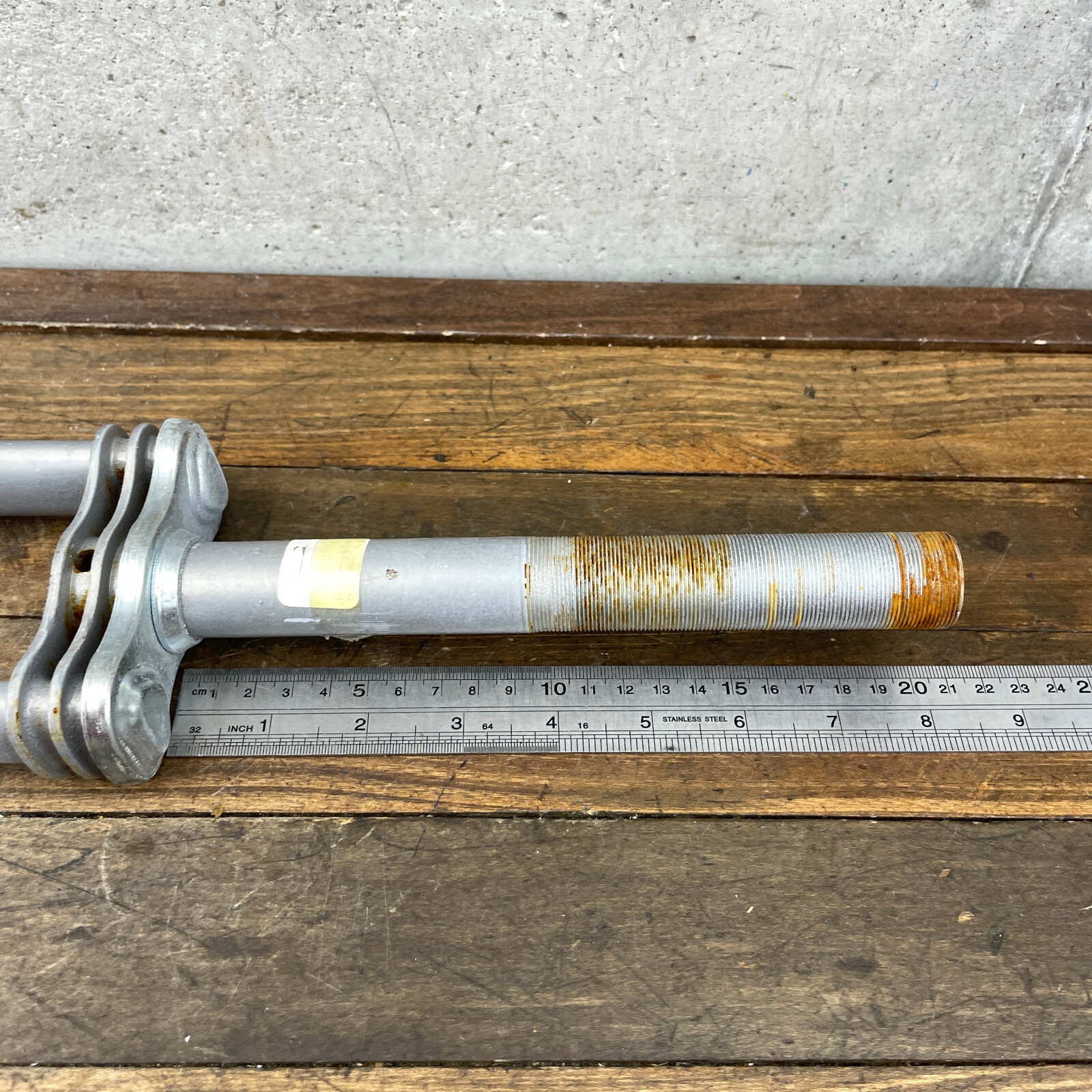Wald 24″ Fork Cruiser Silver Replacement Fork 1 in Threaded 8″ 70s NOS Biplane