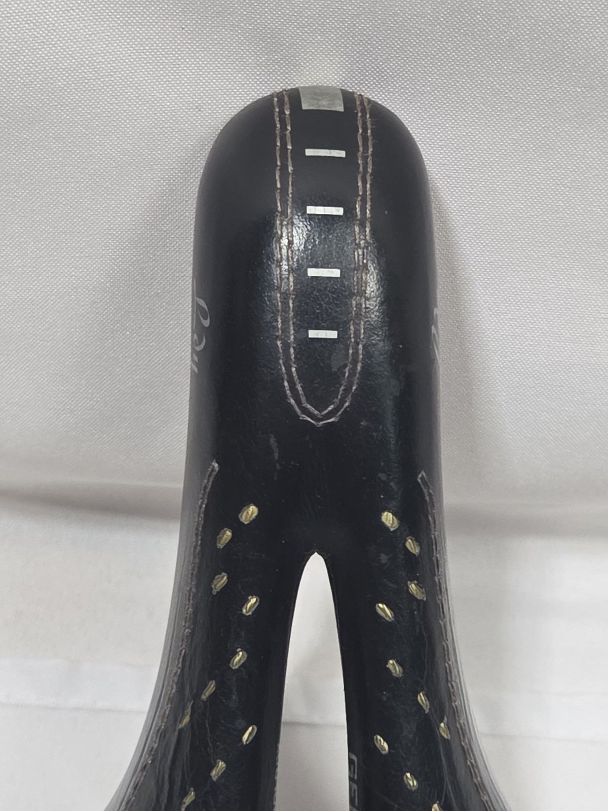 Selle Italia Gel Flow Technology Ldy Women’s Cutaway Gel Bicycle Saddle, Black