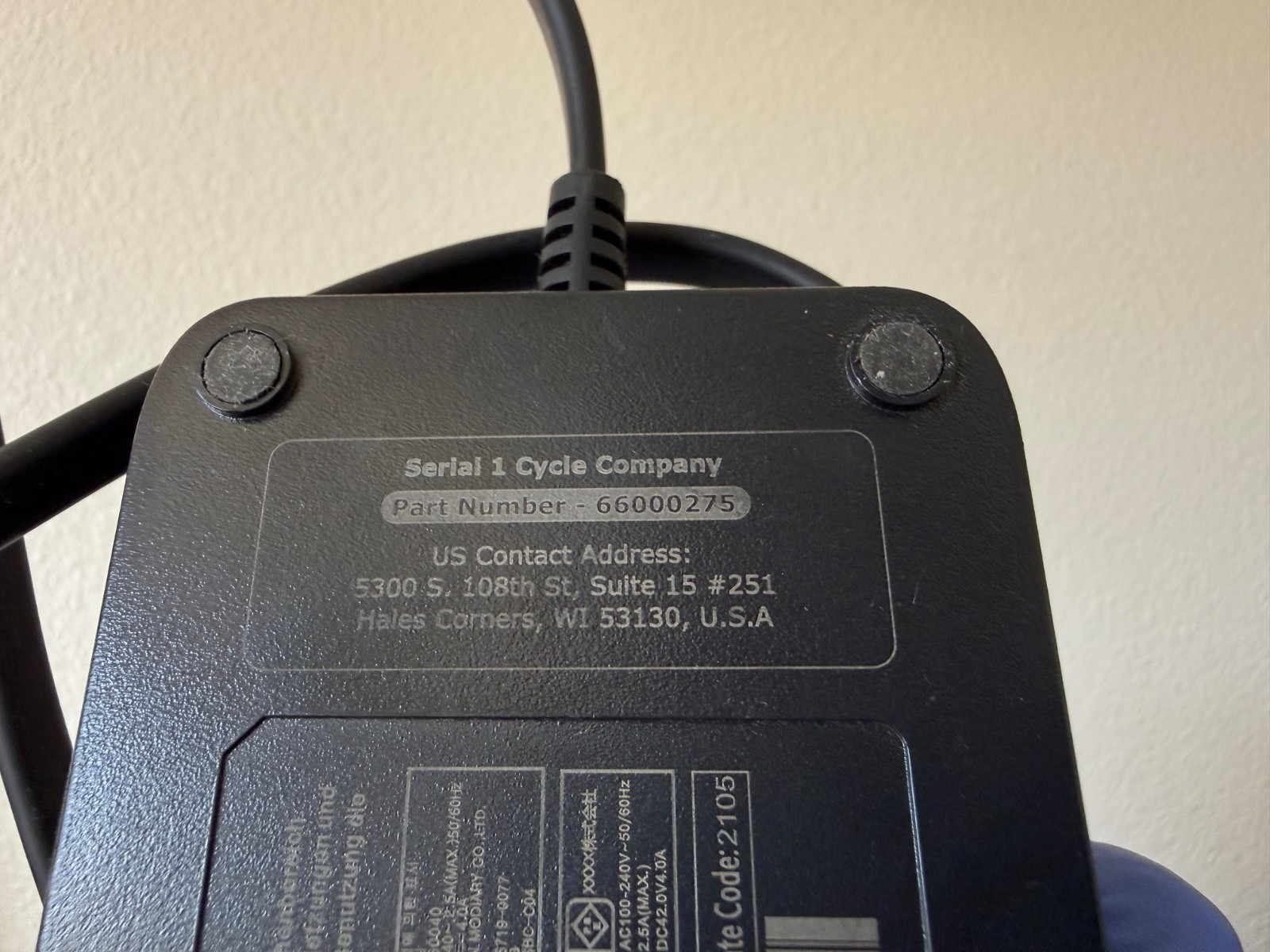 Serial 1 charger