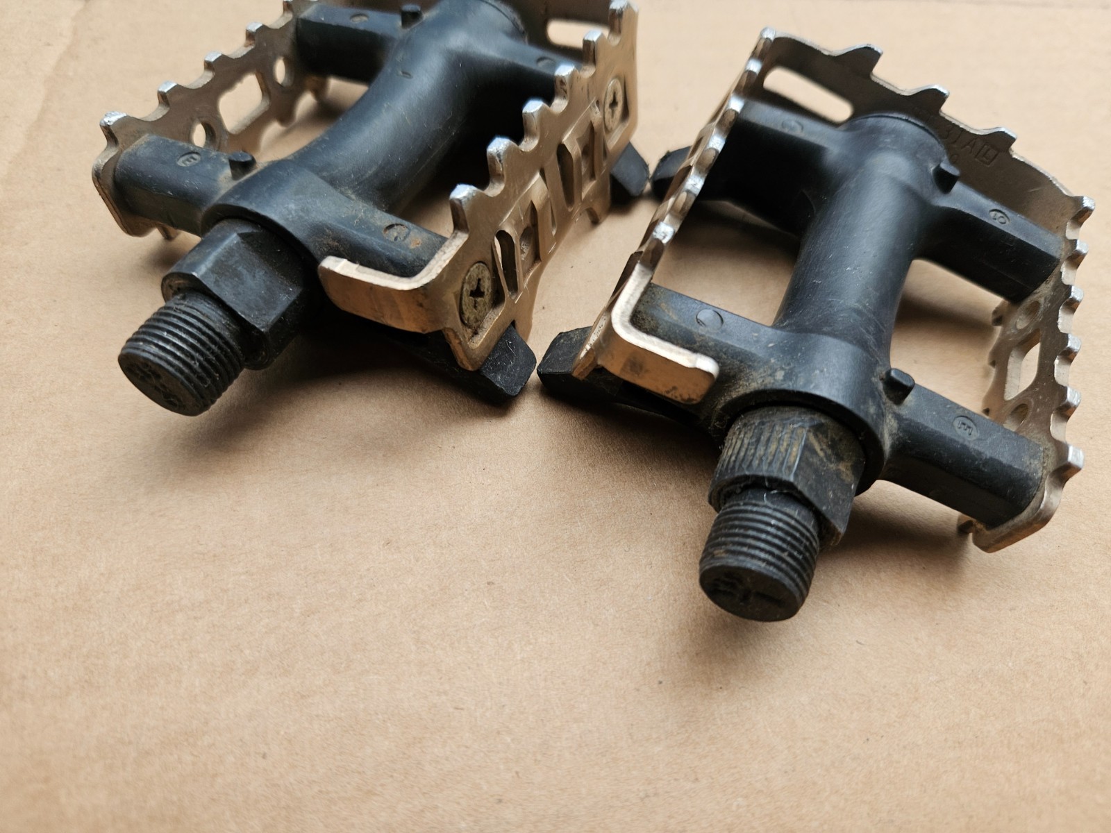 Vintage 90s Tioga Surefoot 31 Mountain Bike Platform Pedals 9/16″