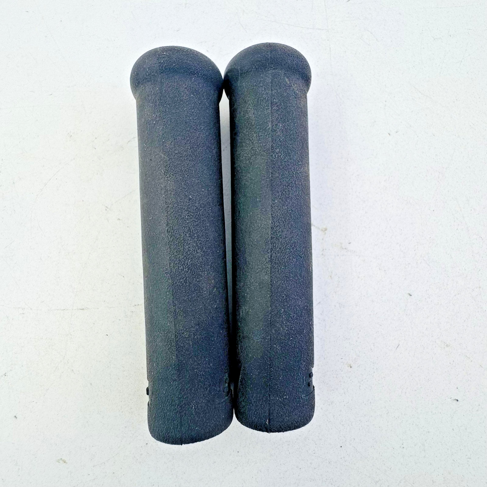Vintage DB Bicycle Handlebar Grips Pair Black Foam Slip-On Bike Universal A96