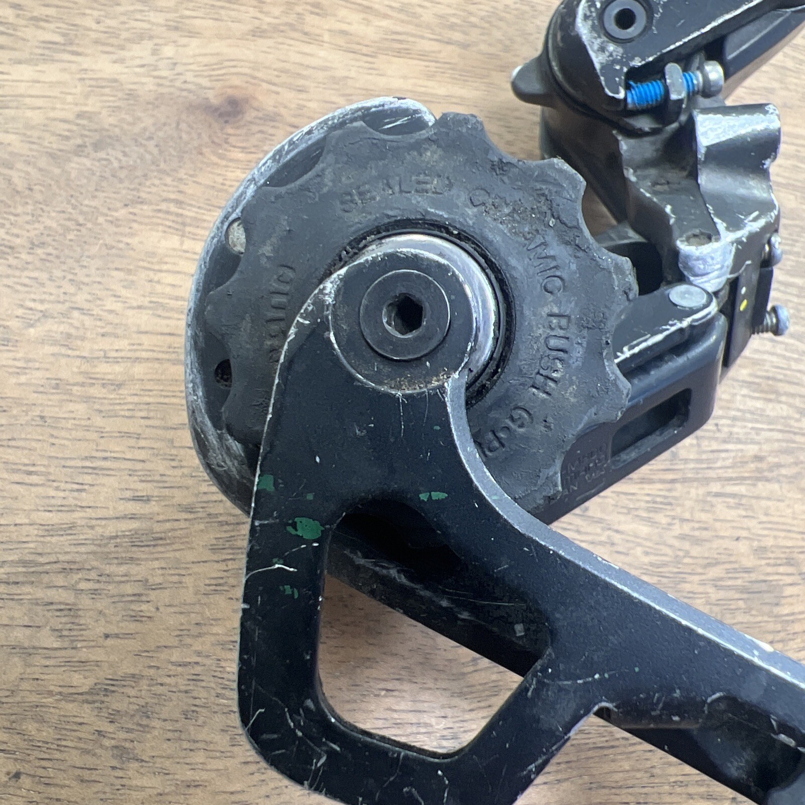 Shimano Saint Rapid Rise Rear Derailleur. RD-M800