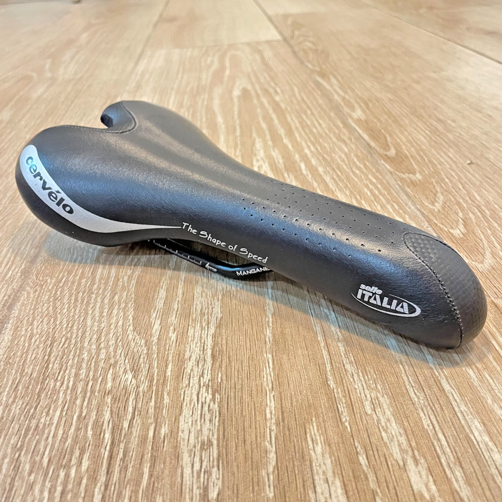 Selle Italia Cervelo Saddle Black Leather Manganese Rails 135mm