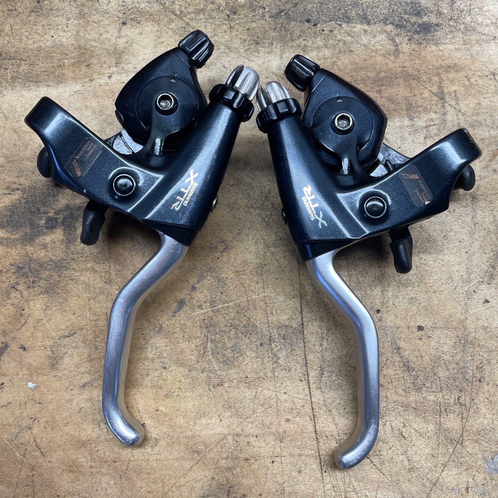 Vintage SHIMANO XTR ST-M900 3×8 Speed MTB Brake/Shifter Combo Set VGC JAPAN!